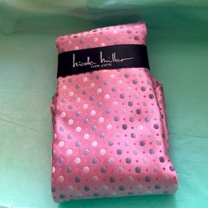 Nicole Miller! 💯 Authentic Nicole Miller New York Men’s Necktie